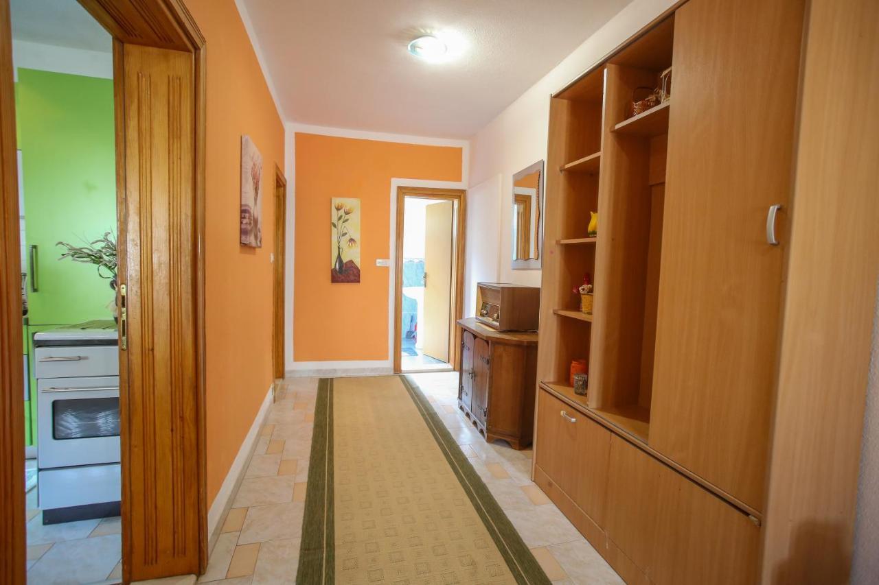 Apartment Hercegovina โมสตาร์ ภายนอก รูปภาพ