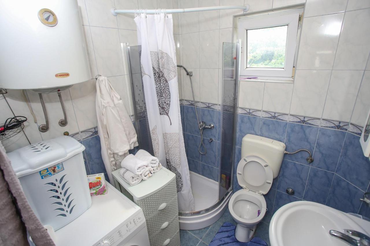 Apartment Hercegovina โมสตาร์ ภายนอก รูปภาพ